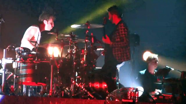Muse - Liquid State, Montreal Centre Bell, 04/24/2013