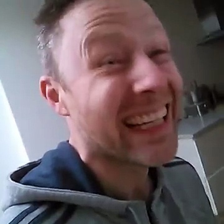 Limmy's Vines - The Plasterer-jQAjGmPtlN0