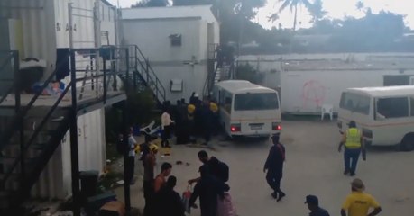 Authorities Moving Manus Island Refugees Onto Buses, Refugees Say