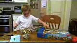 Watch What This 5 Year Old Kid Do To Make Money