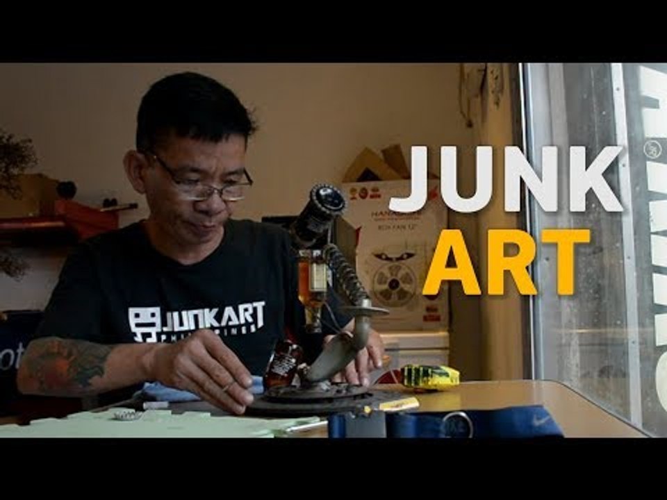 Incredibly talented Pinoy makes beautiful arts out of scraps