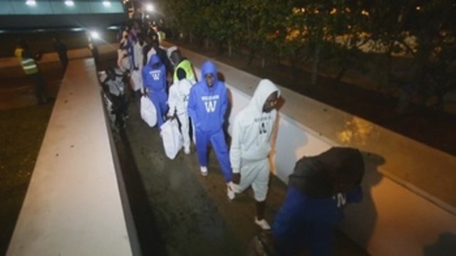 Llegan a Costa de Marfil los 166 migrantes repatriados de Libia