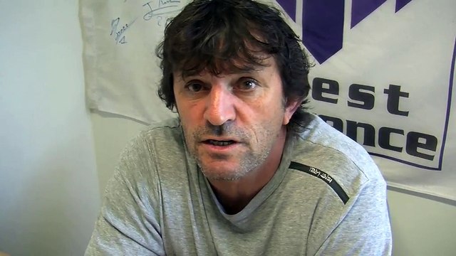 L'entraîneur du FC Istres José Pasqualetti avant le déplacement à Niort