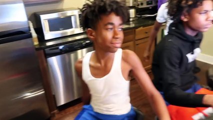 WE THREW FLOUR ON DEDE 3X IN THE SHOWER & HAD A EGG FIGHT!!!!!