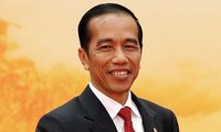Jokowi Tunggu Surat Pengunduran Diri Mensos Khofifah