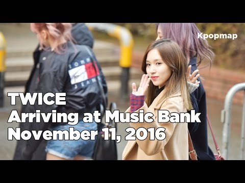 161111 TWICE (트와이스) arriving at Music Bank @Kpopmap
