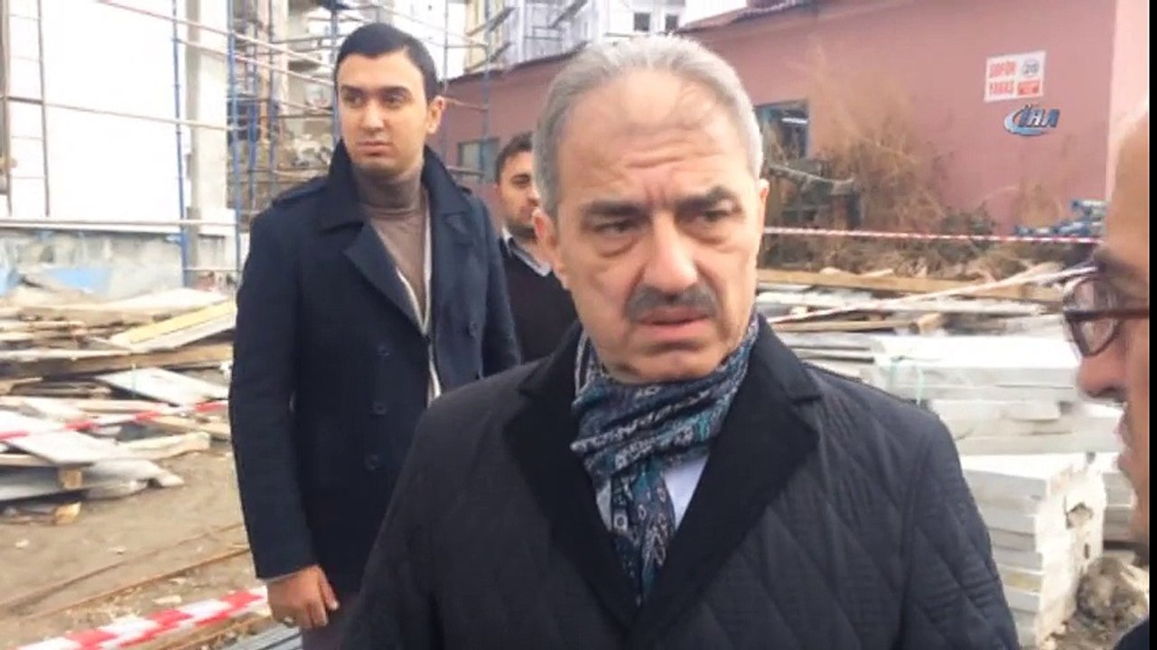 Cami İnşaatı Çöktü: 3 Yaralı