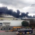 Belgique: une usine à gaufres ravagée par les flammes