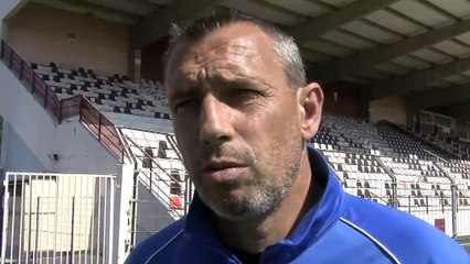 Le coach du FC Martigues Franck Priou