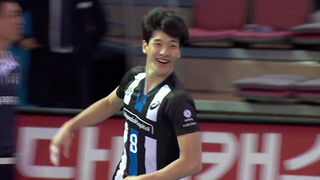 '블로킹 압도' 현대캐피탈, 한국전력 3：0 완파...2위 도약 / YTN