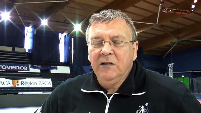 L'avant match Istres-Chamalières avec Jean-Pierre Staelens, Odette N'Doye et Evelyne Delogu