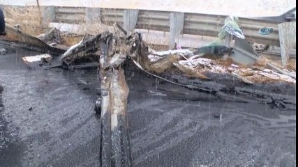 Tanker Devrildi, Dökülen 15 Ton Sıcak Asfalt Anında Dondu