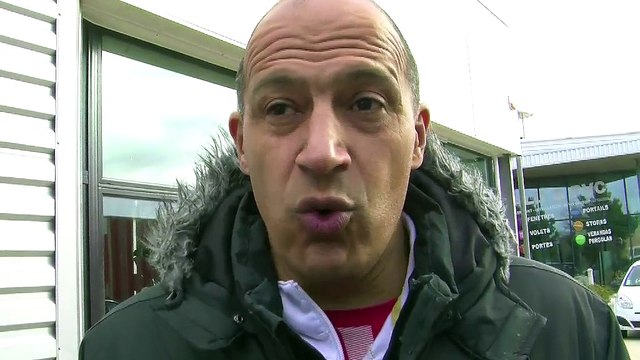 L'entraîneur adjoint d'Istres Provence Handball Bénali Beghouach