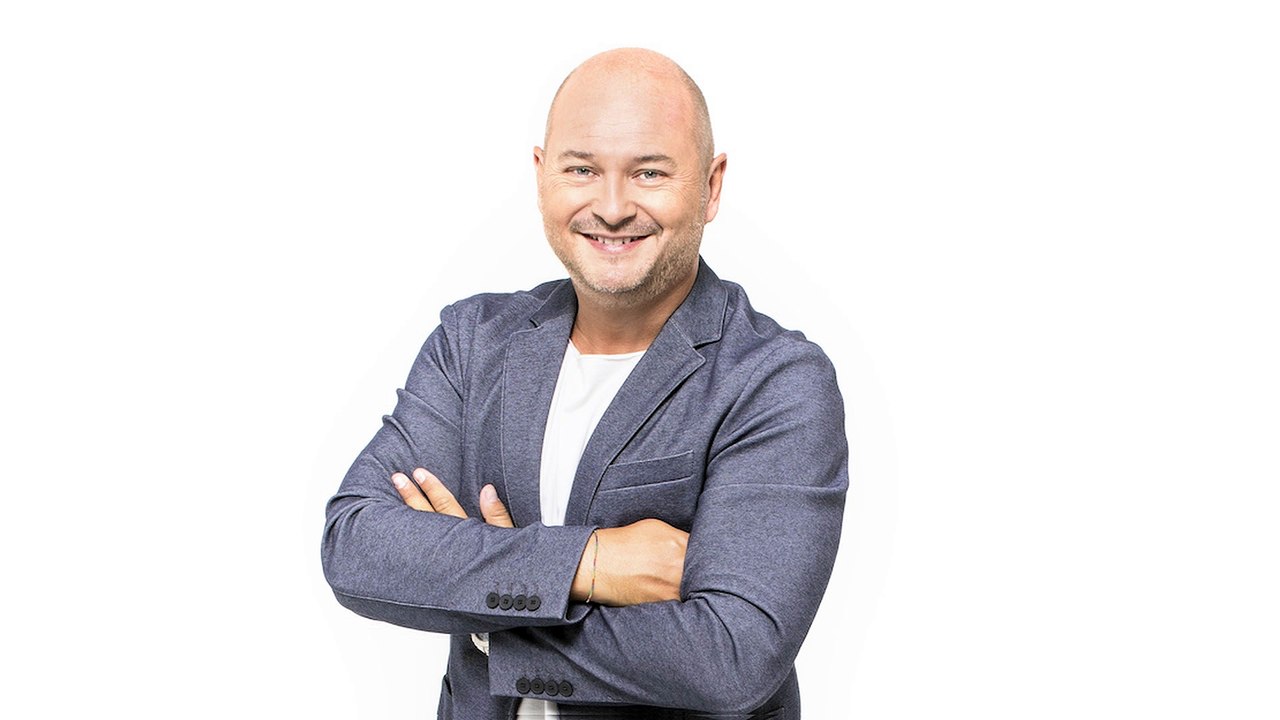 Emu, Cauet annonce qu'il ne fera "plus jamais" d'interview