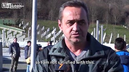 Descargar video: Srebrenica Survivors React To Ratko Mladic Life Sentence