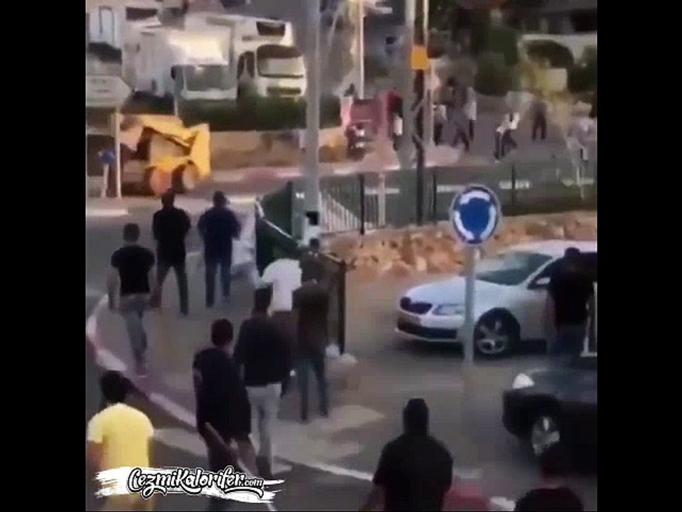 Mevzuya Bobcatle İle Dalan Deli Yürek