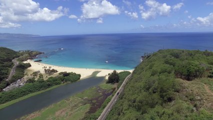 Kamu Davis Save Lives on the North Shore and Spreads Aloha