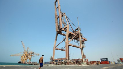 Yemen still waits for aid despite pledge of an ease in blockade