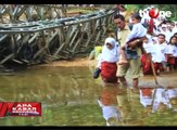 Siswa Bertaruh Nyawa Seberangi Sungai untuk Sekolah