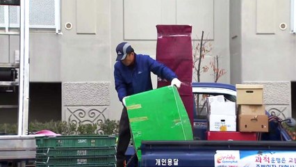 지진 피해 대성아파트 주민 임시 거처로 이사 / YTN