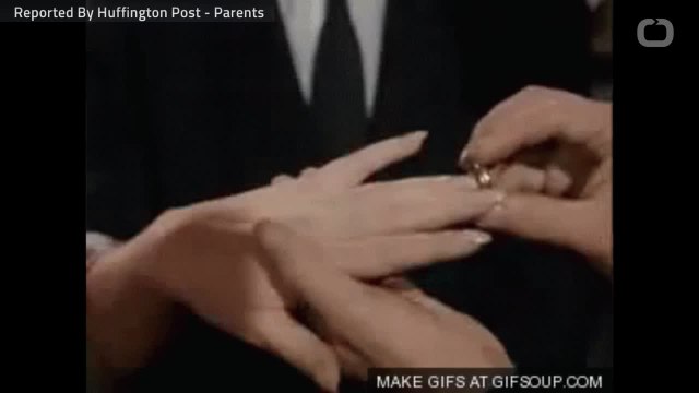 Sarah Michelle Gellar Talks About Her Marriage To Freddie Prinze Jr.