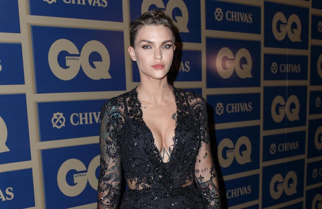 Ruby Rose removing knuckle tattoos