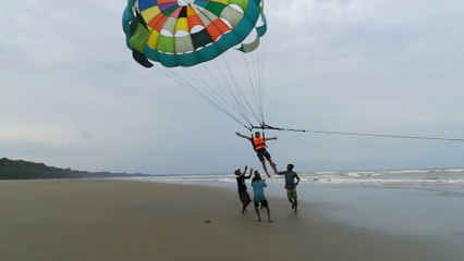 কক্সবাজার সৈকতে এক্সাইটিং প্যারাসেইলিং | আমির পারভেজ | মেরিন ড্রাইভ | ২০১৭