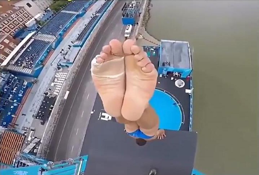 Highest Jump Into a Pool Ever Filmed