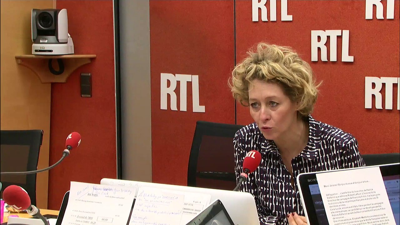 "Emmanuel Macron a choisi de parler franchement aux maires", constate Alba Ventura