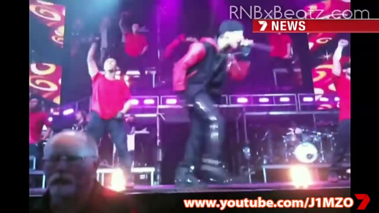 Justin Bieber arrives in Sydney, Australia - Concert Tour 2011 - 7 News, Channel 7-JU-hCa97MEc.CUT.01'09-01'45