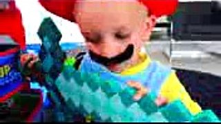 Bad Baby Дети бреются Усы от Кока Кола! Babies Shave Moustache from Coca Cola!