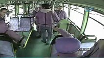 Otobüsteki kavga kamerada