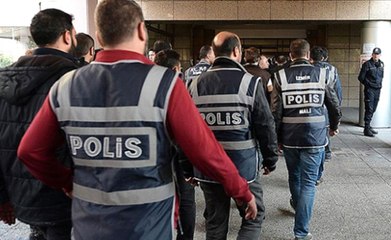 FETÖ'cü Öğretmenlere Operasyon! 79 Öğretmen Hakkında Gözaltı Kararı
