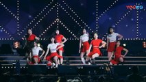 饭拍韩国女团热舞现场, 很受欢迎的一首歌!_高清(00h03m07s-00h03m09s)
