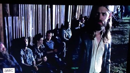 The Walking Dead - 8x06 - extrait de "The King, the Widow and Rick" (VO)
