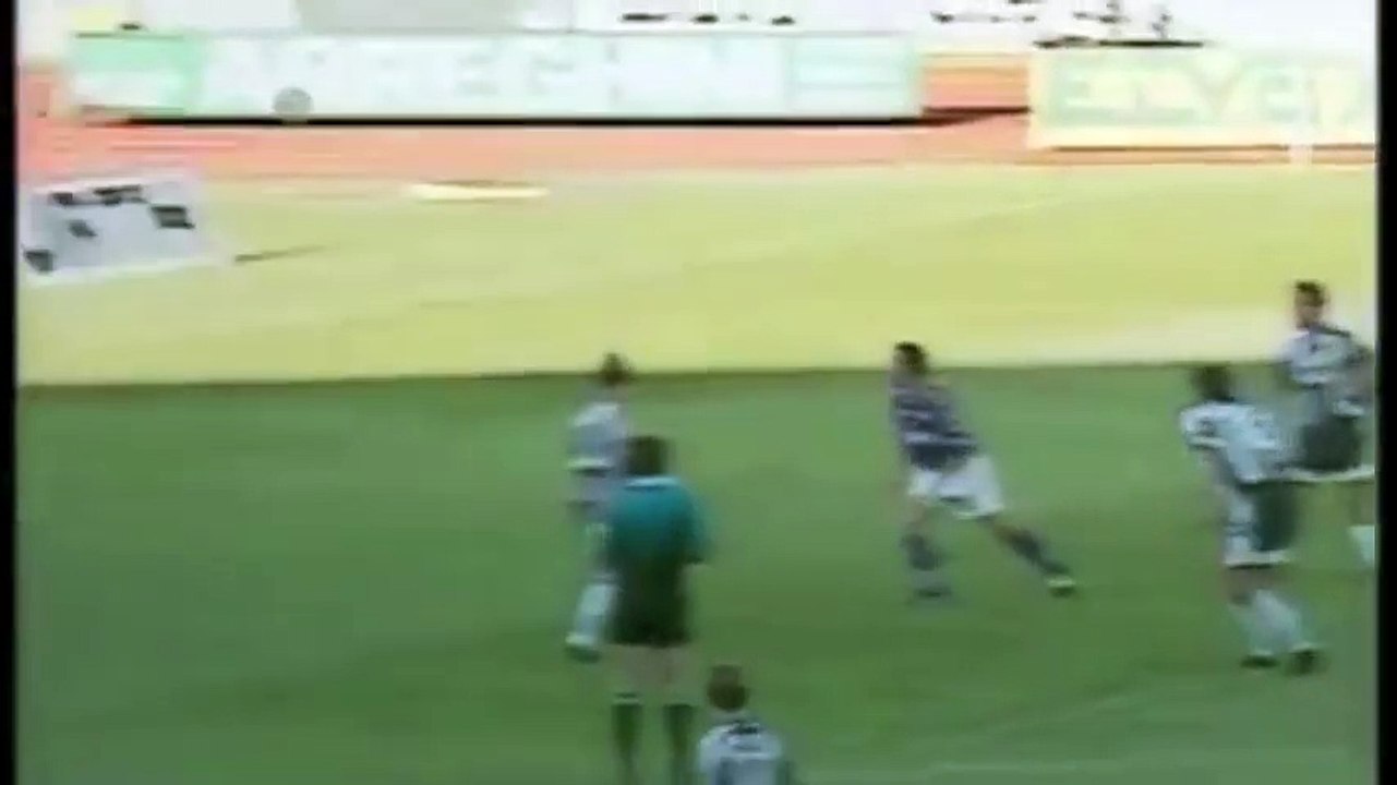 Batistuta Best Acrobatic Goals