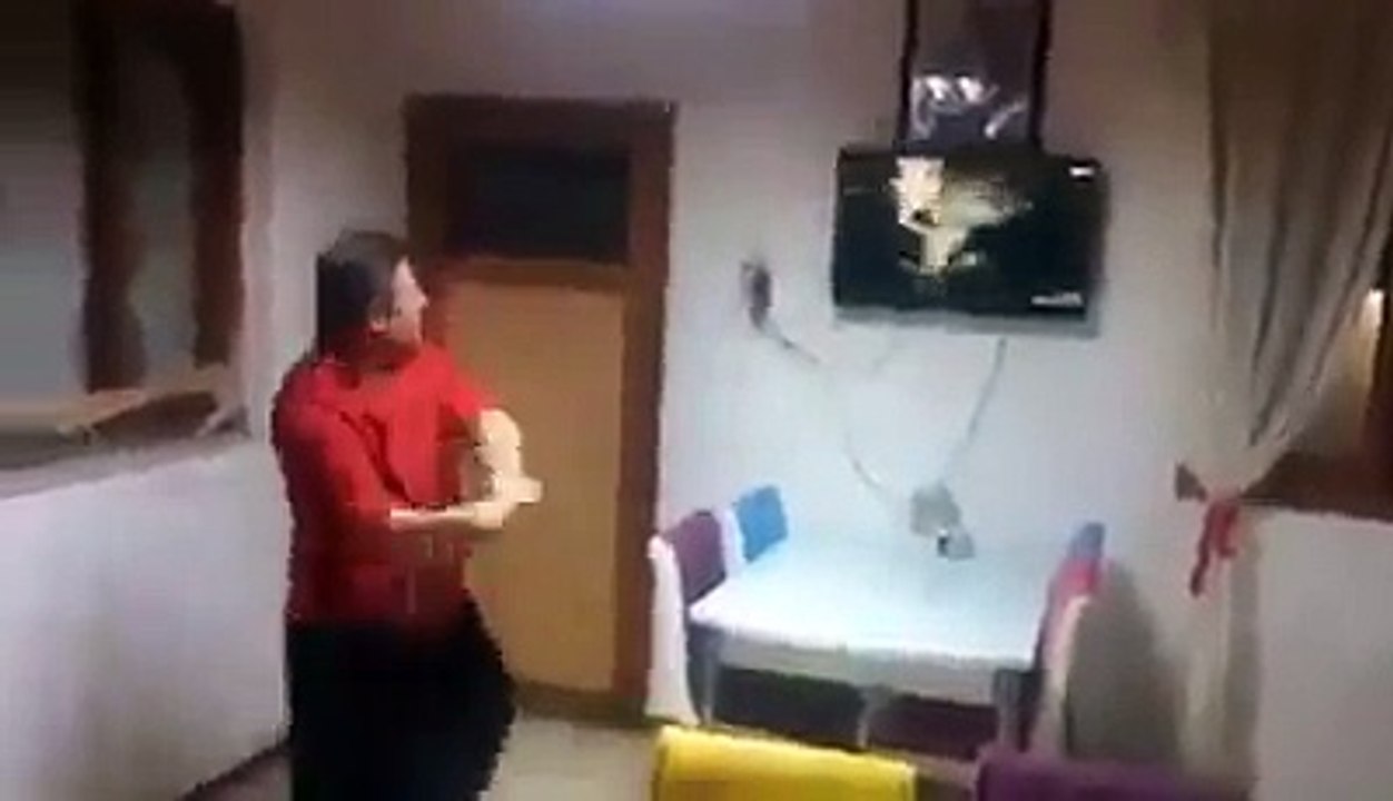 Diriliş izlerken gaza gelen Adanalı dayı