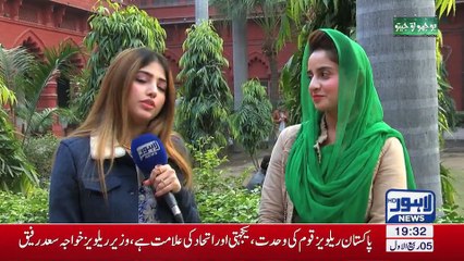 پروگرام میں گانا گانے کیلئے لڑکی پریکٹس کرتی رہی اورجب پروگرام میں آکرگایا توکمال کردیا ، سن کرآپ کیا کہیں گے