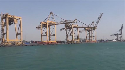 التحالف يسمح بدخول المساعدات وإعادة فتح ميناء الحديدة