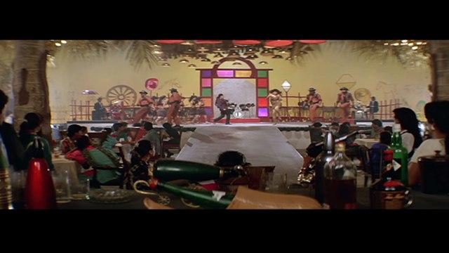 Deewana Dil Beqarar Tha - Bol Radha Bol Abhijeet, Alka Yagnik Juhi Chawla & Rishi Kapoor