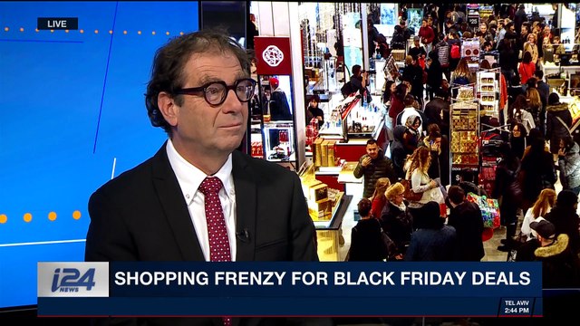 DAILY DOSE | Shopping frenzy for Black Friday deals | Friday, November 24th 2017