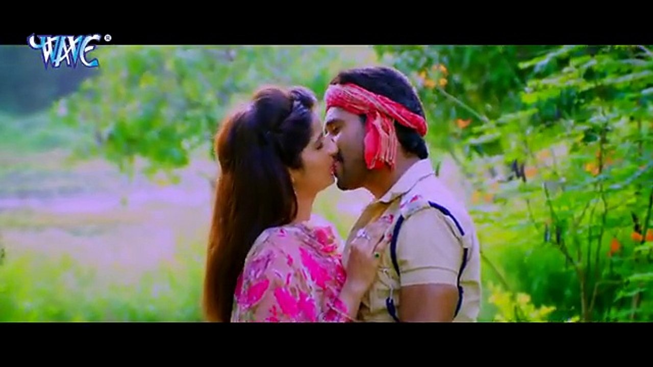 Kharihani Me - Lootere - Yash Mishra , Poonam Dubey - Bhojpuri Hit Songs 2017 - YouTube_2