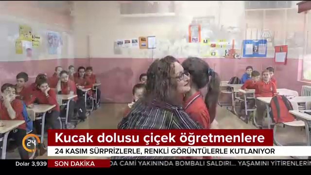 Kucak dolusu çiçek öğretmenlere