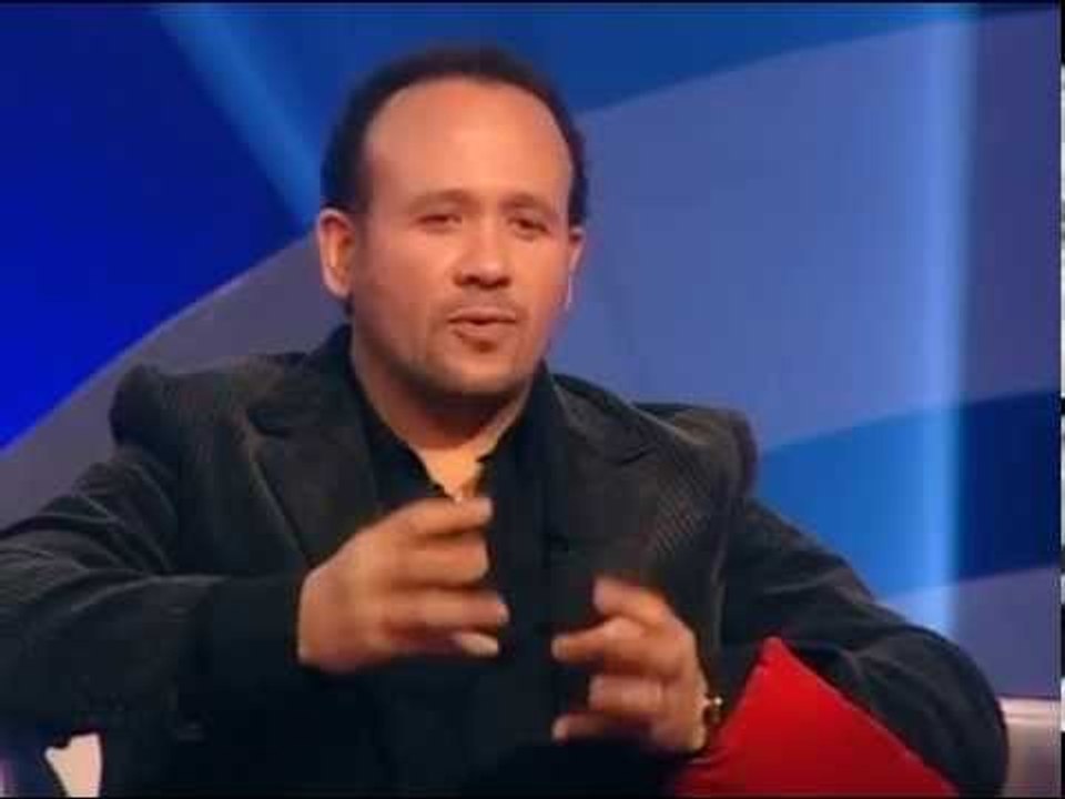 هشام عباس # حلم حياتي ان يكون عندي ورشه تصليح سيارات