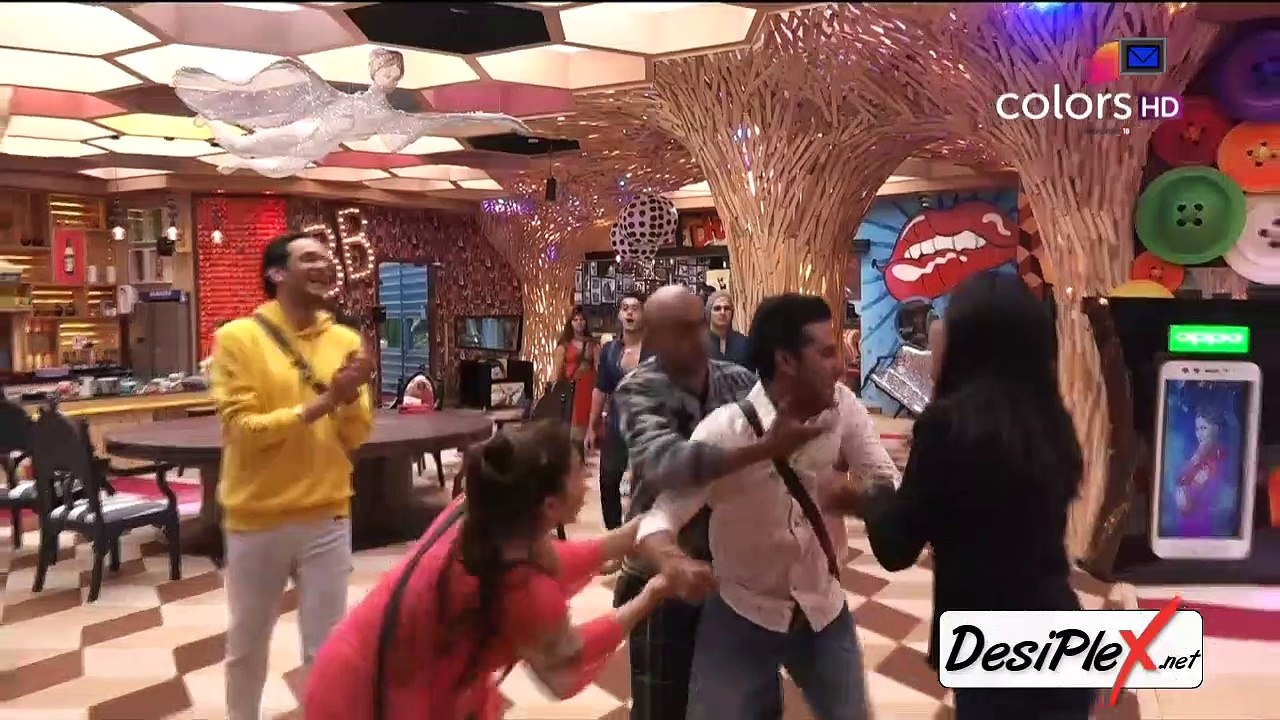 Bigg Boss Season 11 24th November 2017 Full Episode 55 Part 2