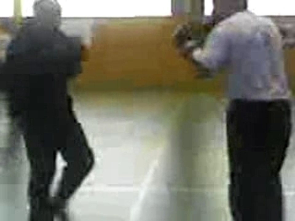 Vidéo KRAV MAGA COMBAT SOUPLE