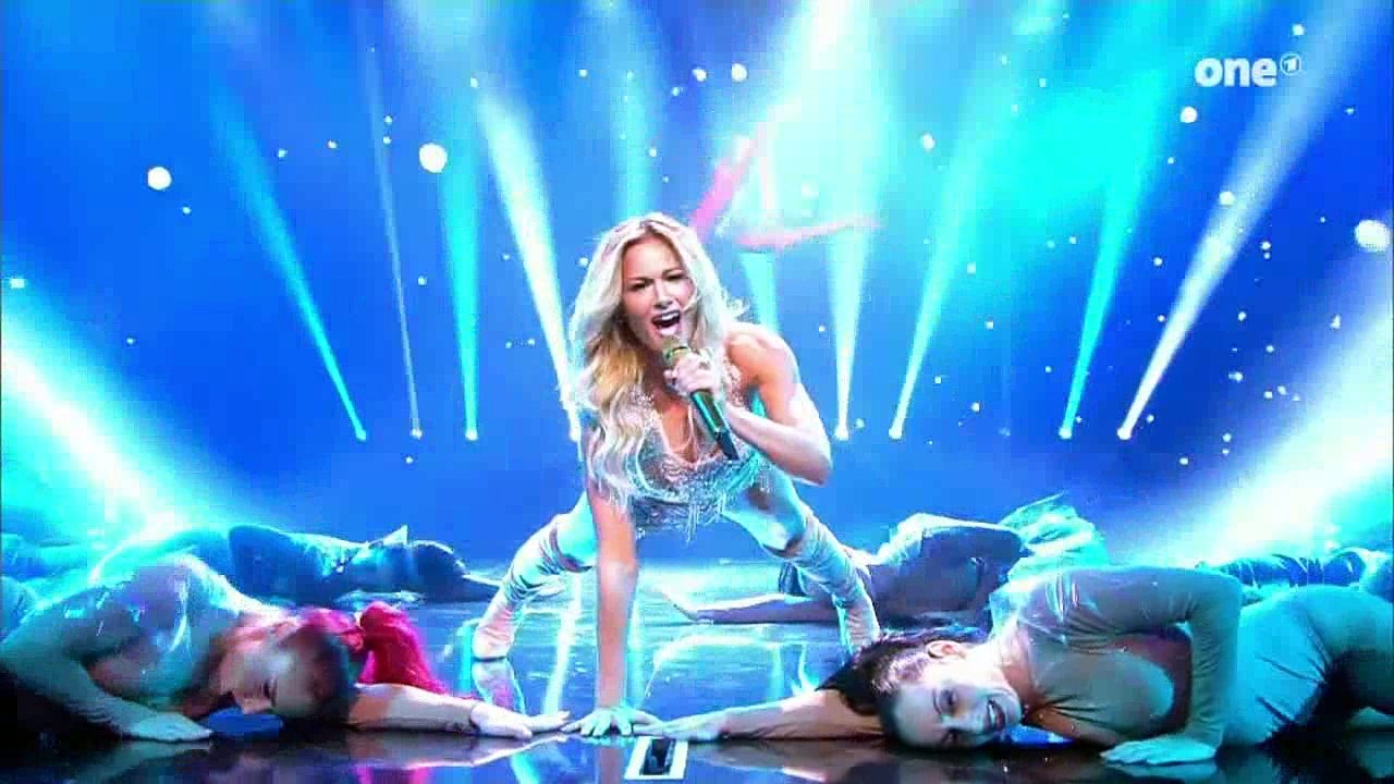 Bambi 2017- Helene Fischer - Achterbahn und Wenn du lachst