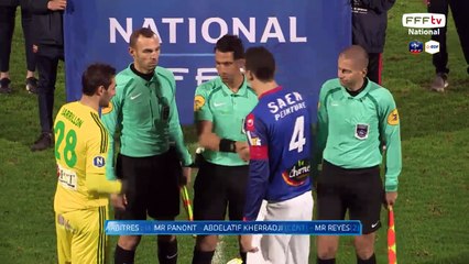 But de DONISA !!! Beau travail d'IREP sur le côté qui ajuste un centre pour DONISA, celui-ci reprend de la tête et 1-0 pour Concarneau.
