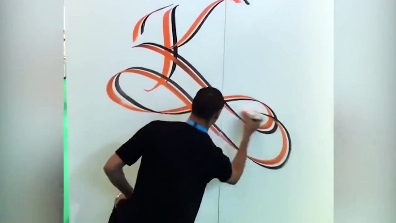 TRY NOT TO GET SATISFIED CHALLENGE - The Most Oddly Satisfying Video Ever 2017-O9uhyCr7tBM.CUT.06'24-07'00