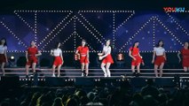 饭拍韩国女团热舞现场, 很受欢迎的一首歌!_高清(00h03m01s-00h03m03s)